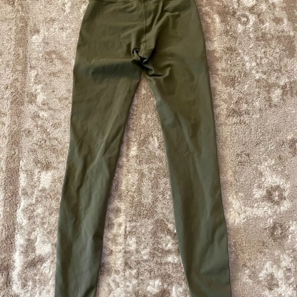 Lululemon Wunder Under Pant Tech Mesh Sage Size 2 - Picture 3 of 3